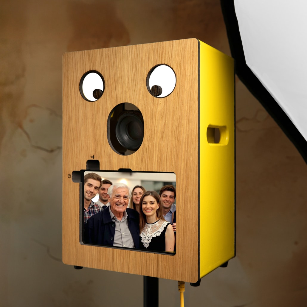 Lachbox 3: Smily - Fotobox zum mieten aus Plauen